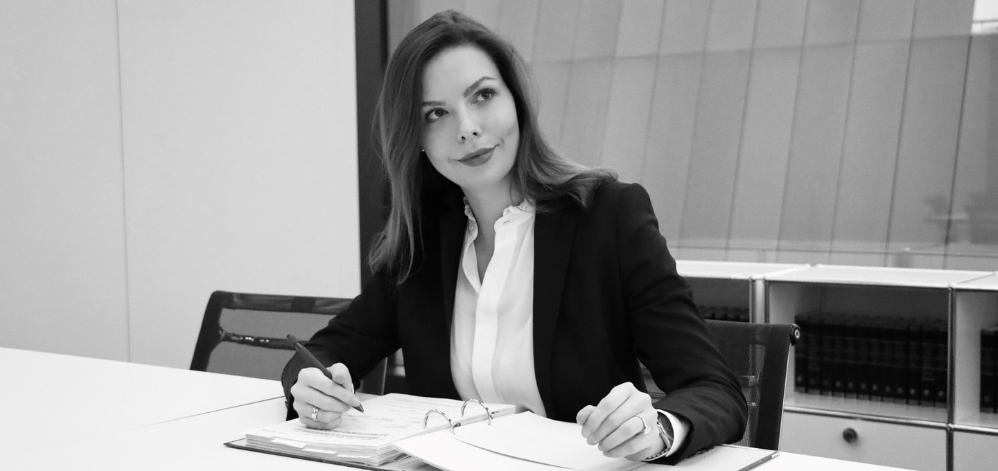 Vanessa Isabel Seliger, LL.M. ist seit 2020 Rechtsanwältin bei BUSE am Standort Düsseldorf.