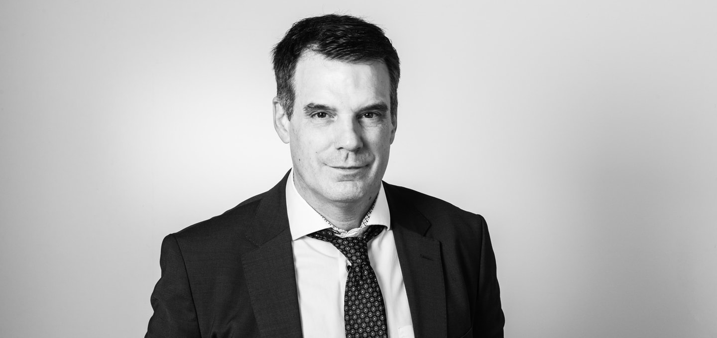 Dr. Roger Ebert is a partner in our Berlin office. He is a specialist lawyer for commercial and corporate law as well as a specialist lawyer for employment law.