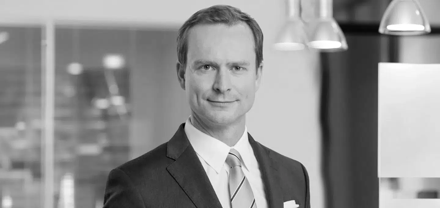 Martin Greiser ist Rechtsanwalt und Partner in unserem Hamburger Büro. Er berät Unternehmer, Investoren sowie nationale und internationale Unternehmen in allen Fragen des Gesellschaftsrechts.